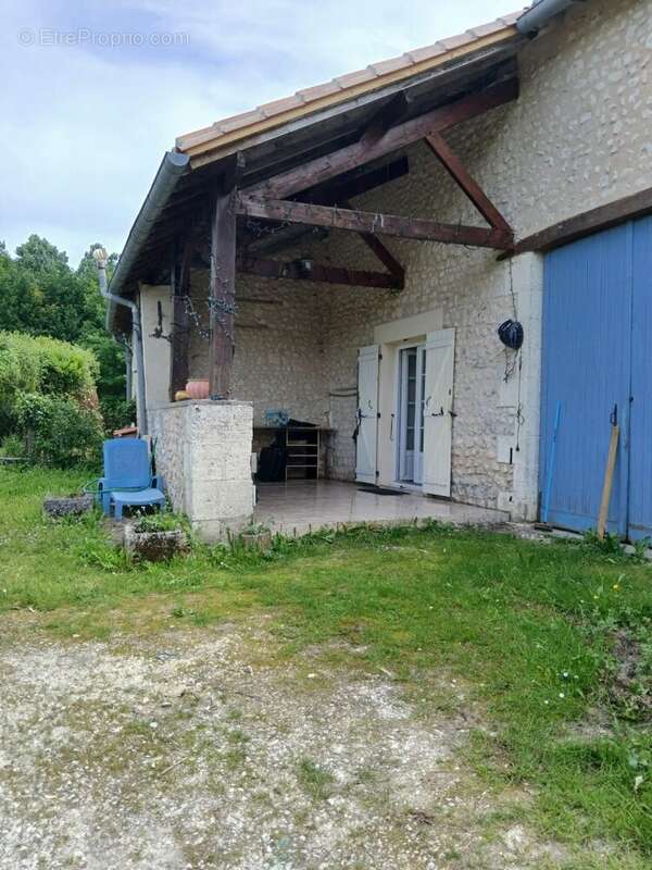 Maison à TOCANE-SAINT-APRE