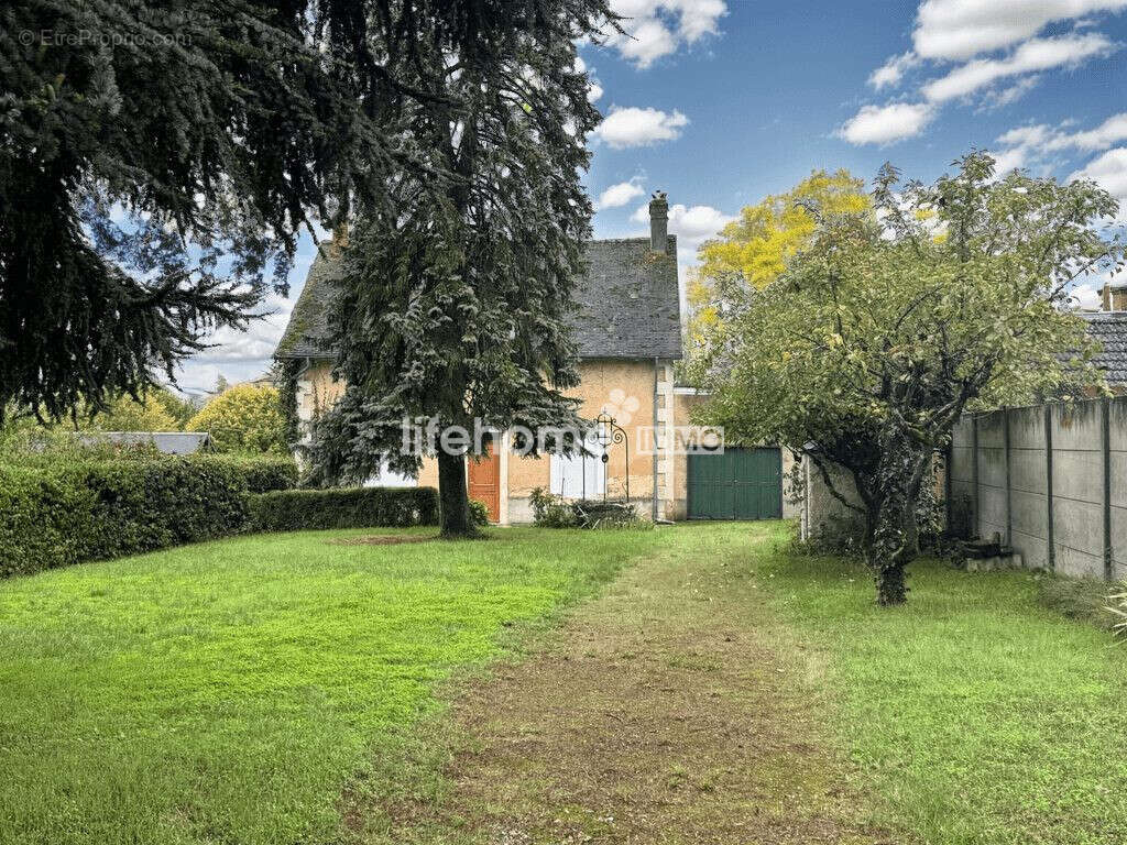 Maison à VILLEDIEU-SUR-INDRE