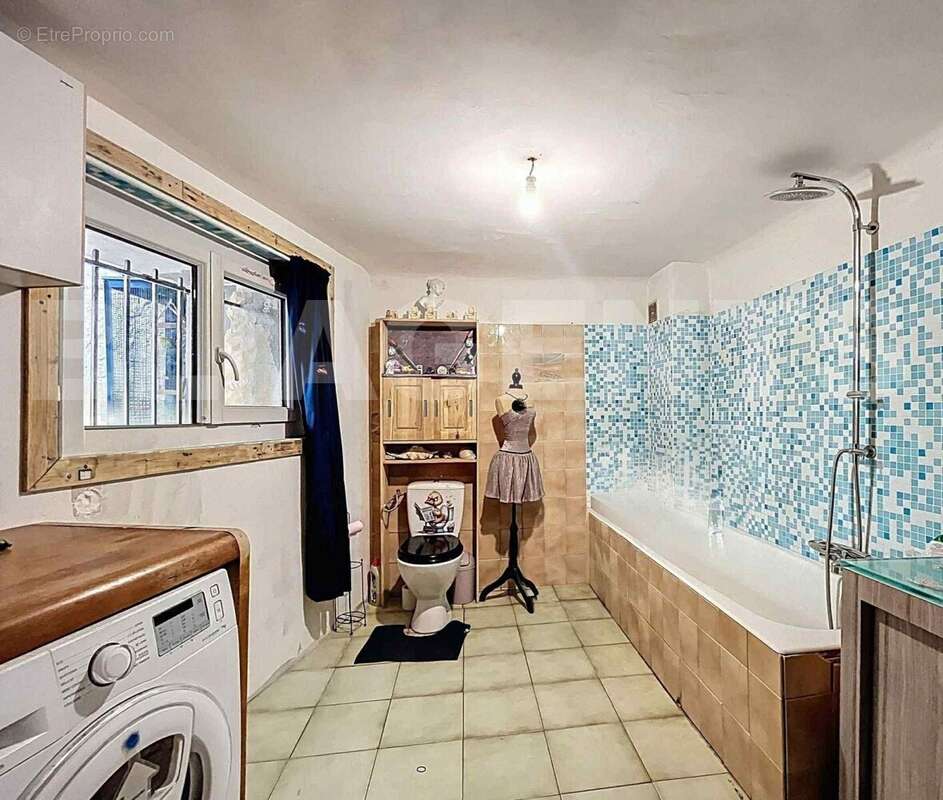 1000003638 - Maison à BRIGNOLES