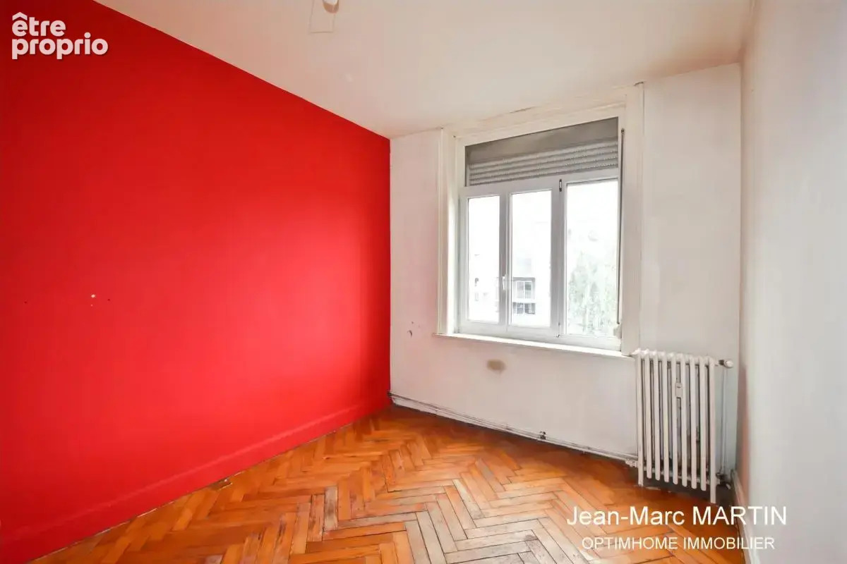 Proche du parc Barbieux, appartement lumineux de 91,74 m² à rénover à 3 min du métro – Roubaix - photo 20