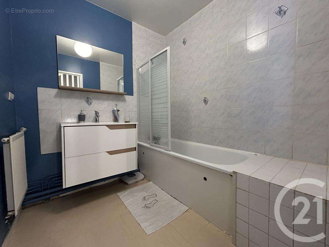 Maison à PONT-SAINTE-MAXENCE