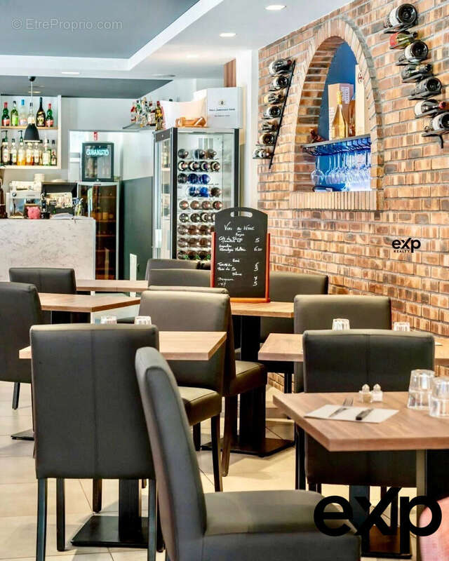 Commerce à CHALLES-LES-EAUX