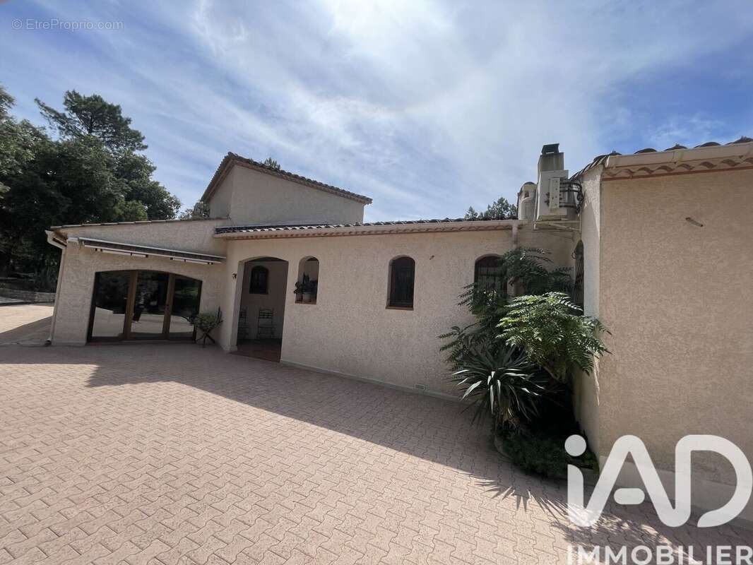 Maison 169 m² à Labastide-De-Virac  - photo 7