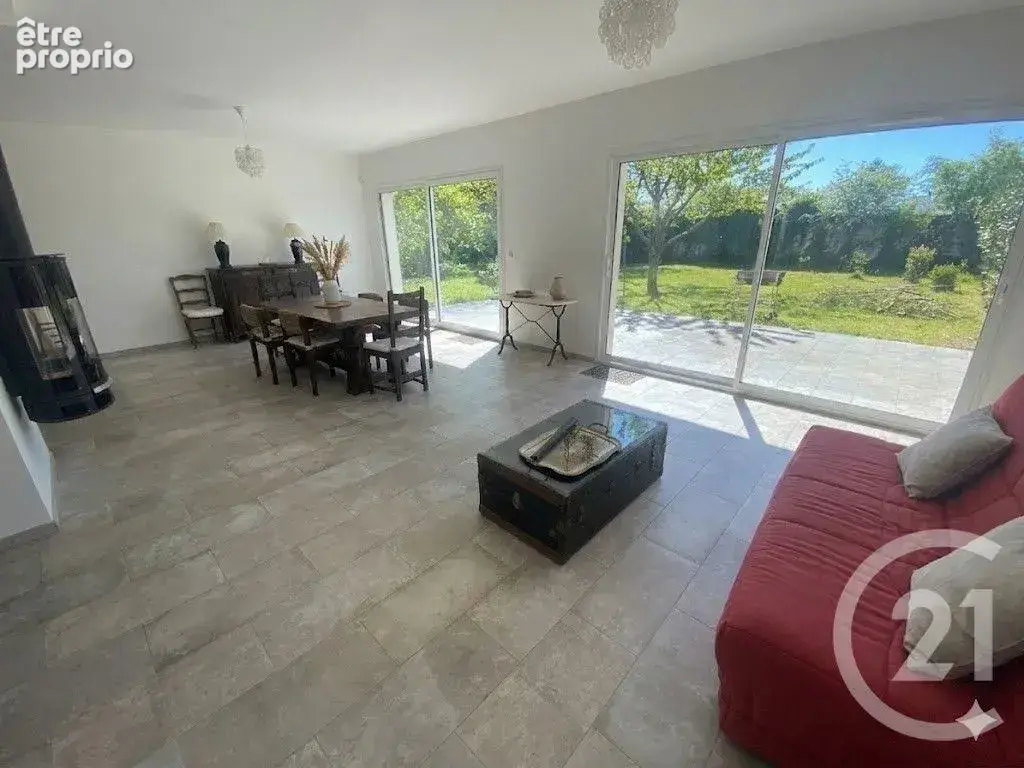 Maison 5 pièces 131 m² à vendre à Saint-Pathus (77178) - photo 2