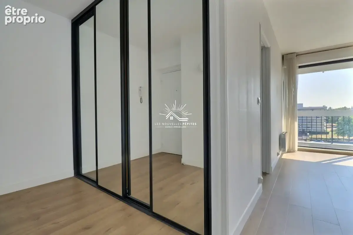 Appartement 52 m² à Croix  - photo 7