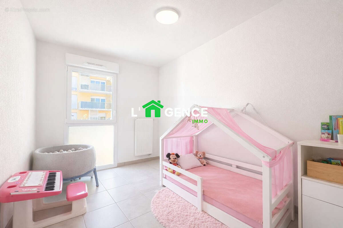 Appartement à PORT-DE-BOUC
