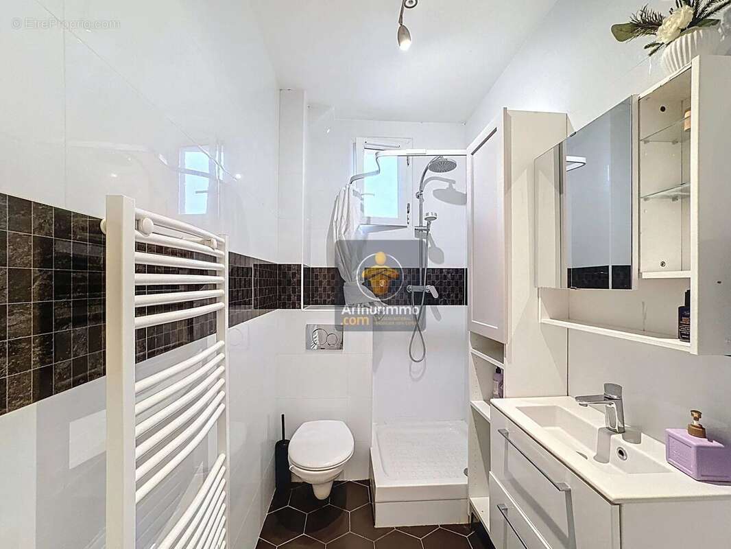 Appartement à SAINT-MAUR-DES-FOSSES