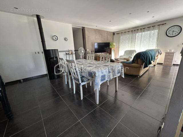 Maison à SEMUSSAC