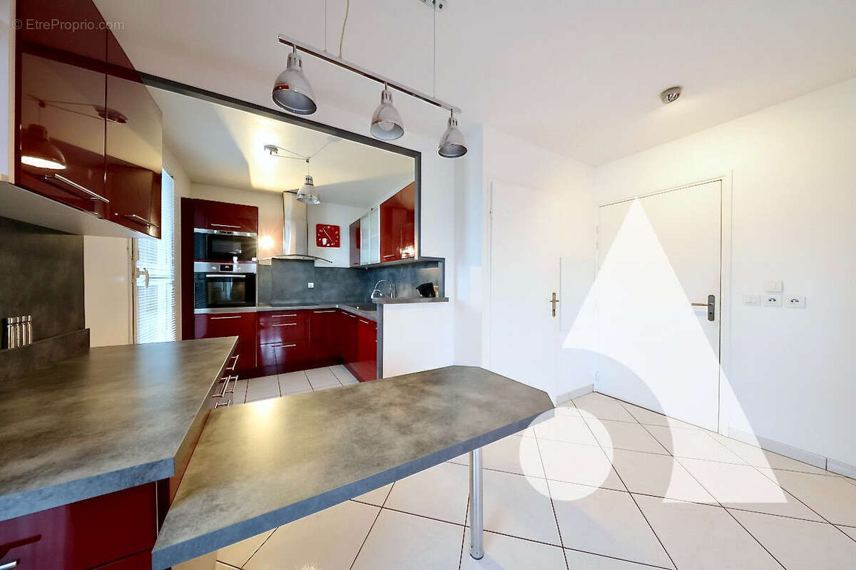 Appartement à CORBEIL-ESSONNES