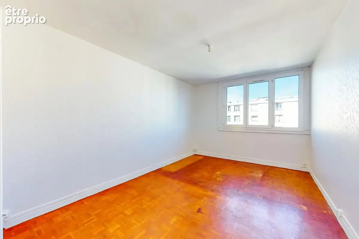  Appartement T3 de 56,05 m² avec cave – Maisons-Alfort - photo 2
