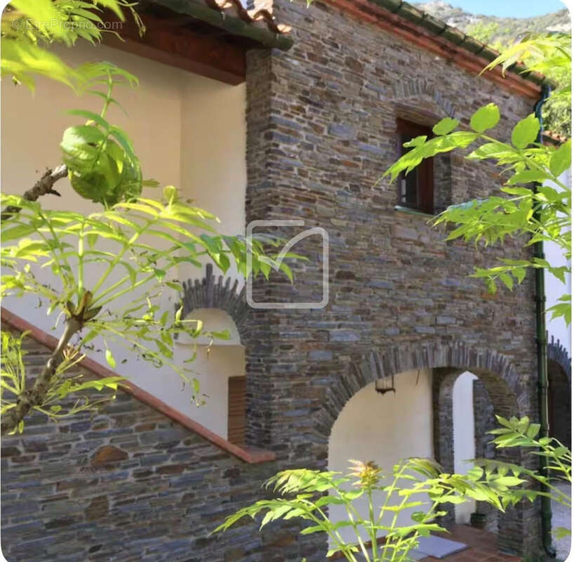 Magnifique propriété de deux appartements au calme de la nature! Vue exceptionnelle sur les montagnes! - photo 9