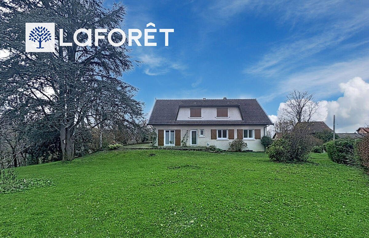 Maison à SAINT-CHEF