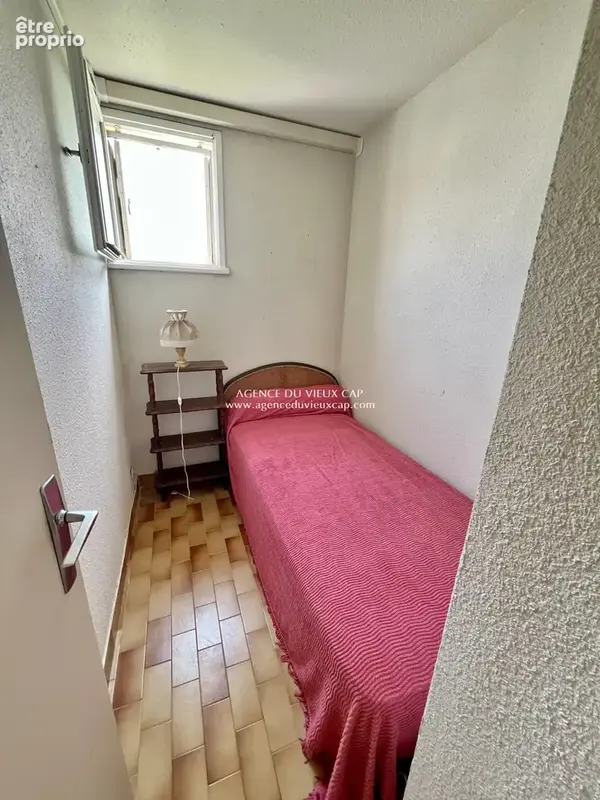 Achat cap d'agde - quartier vieux port - t2 cabine - parking prive - belle vue sur canal - photo 7