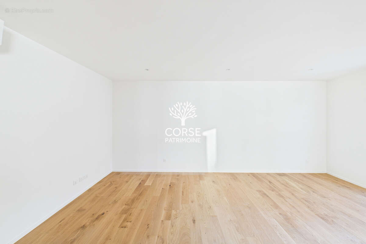 Appartement à PORTO-VECCHIO