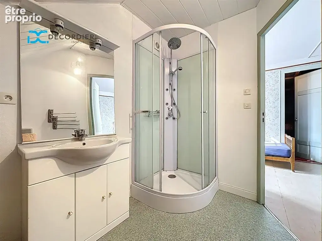 Neuvecelle maison a renover proche lac - photo 18