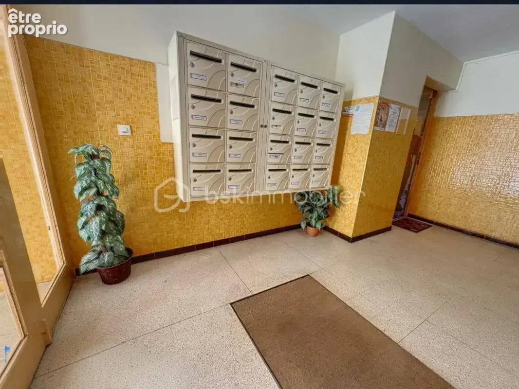 Exclusivite - Toulon Ouest T3- Balcon - Dernière étage - photo 2