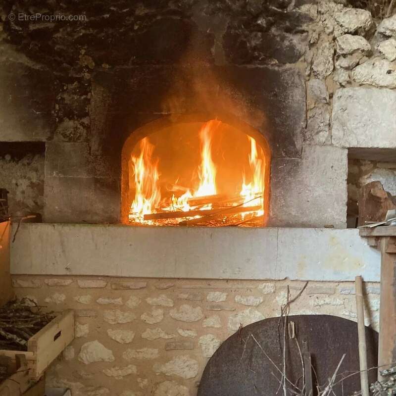 Maison à SAINT-AULAYE