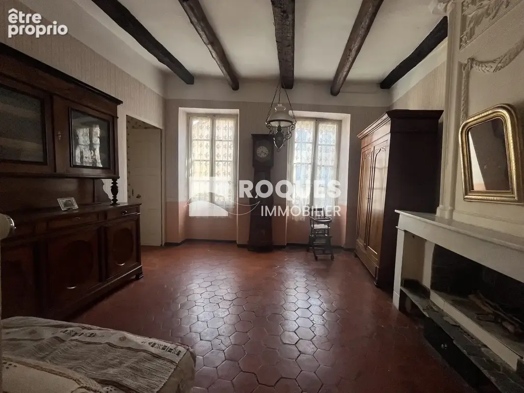 À Saint Gervais sur Mare, A vendre, grand appartement - photo 9