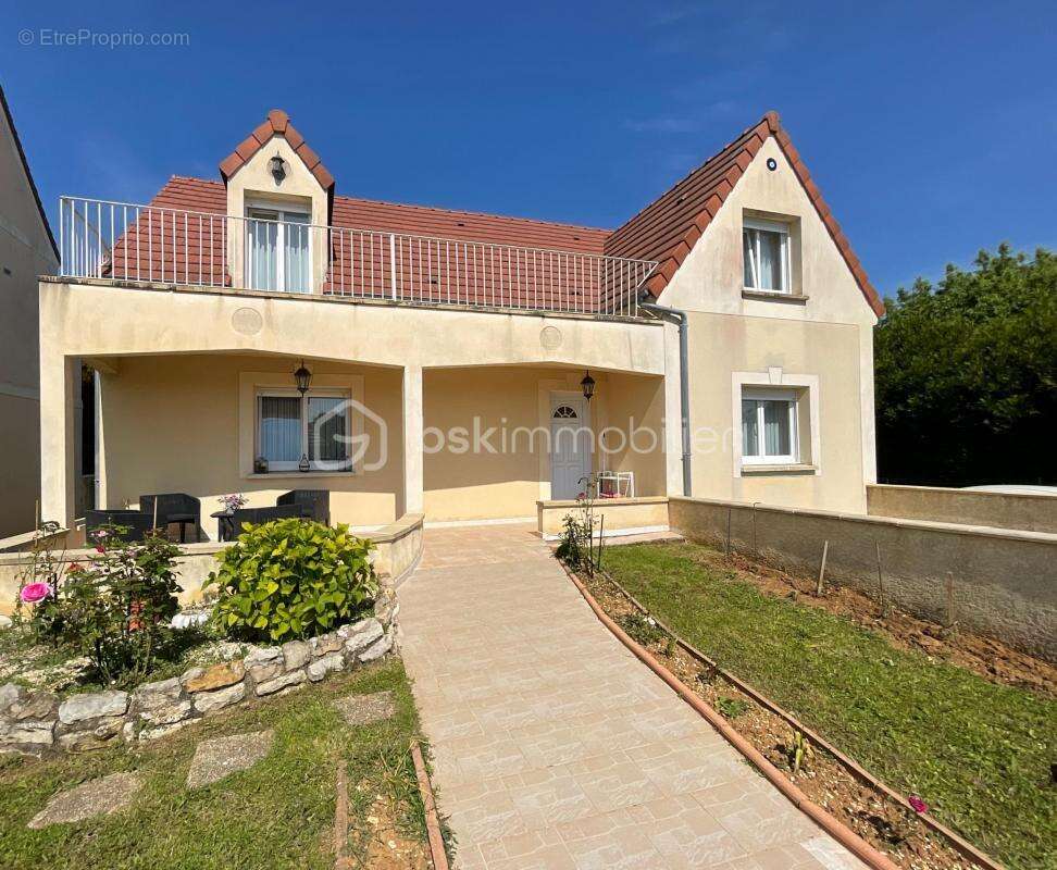 Maison à SAINT-CLEMENT