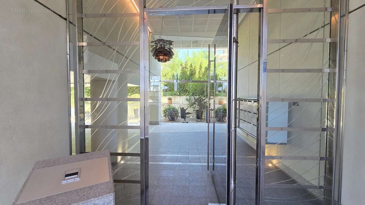 Cannes Croisette - 2P 60 m²- Terrasse Vue mer - photo 11
