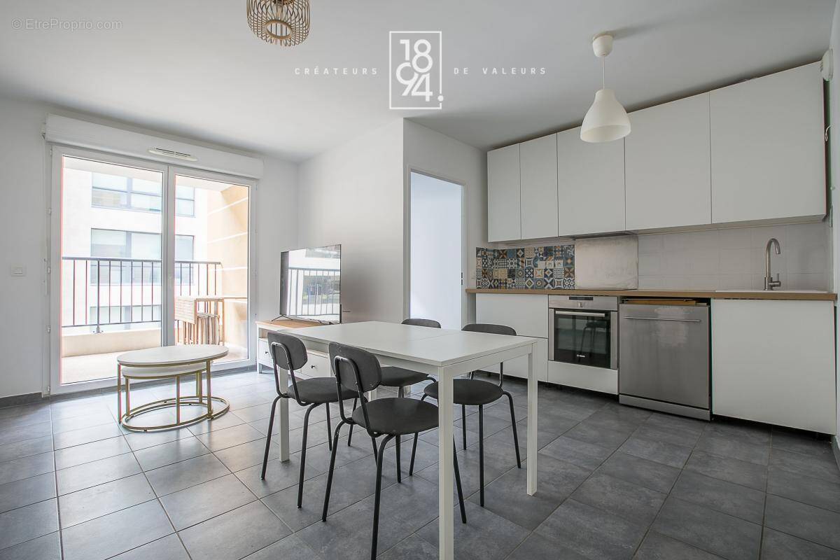 Appartement à MARSEILLE-10E
