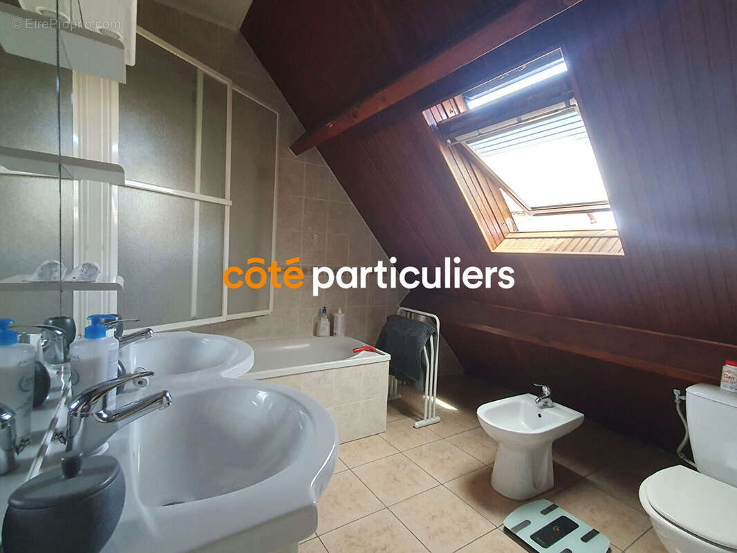 Maison à VILLENEUVE-LE-ROI