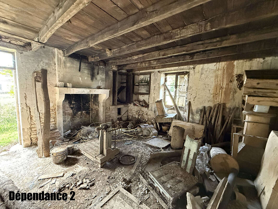 Maison à CHASSENEUIL-SUR-BONNIEURE