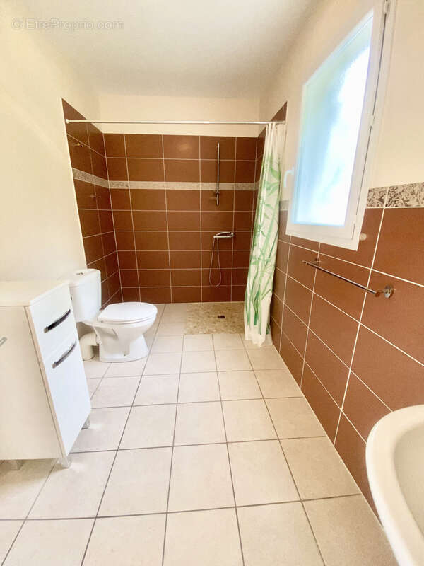 Maison à VAUX-SUR-MER