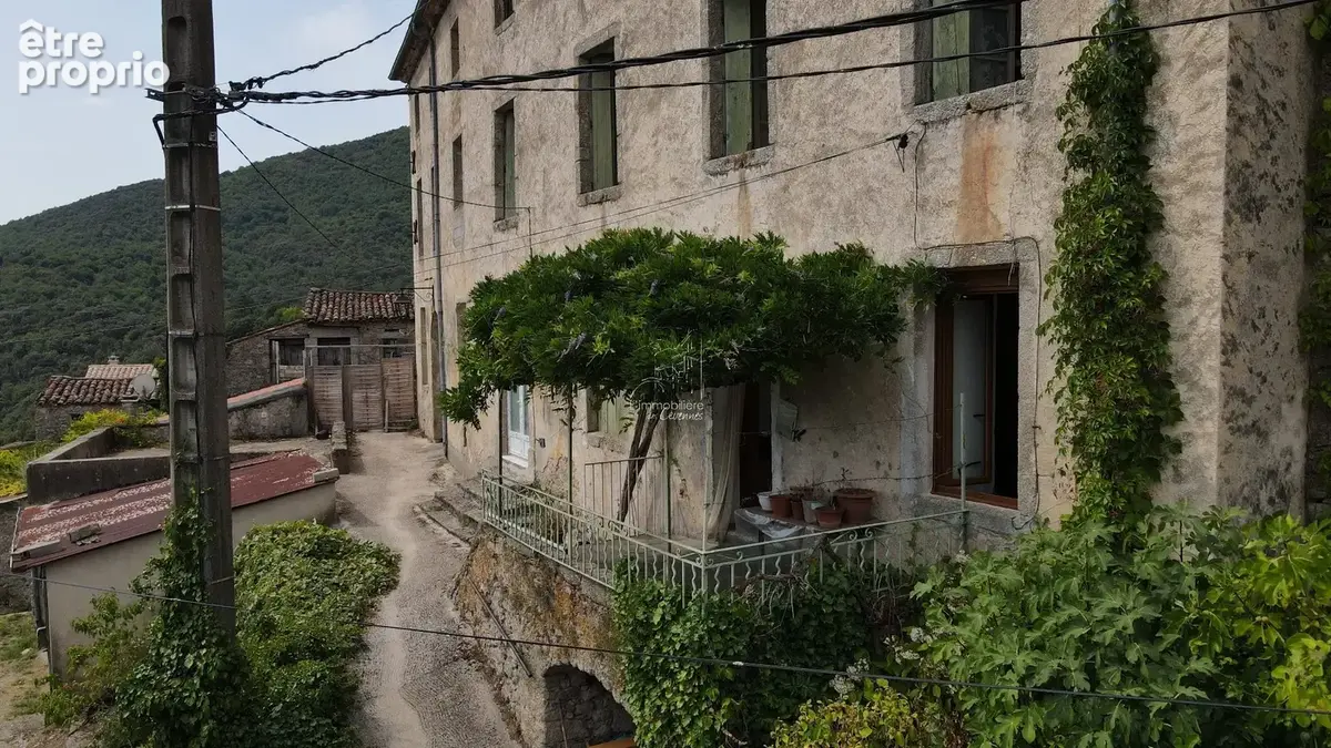 Maison à SAINT-ANDRE-DE-MAJENCOULES