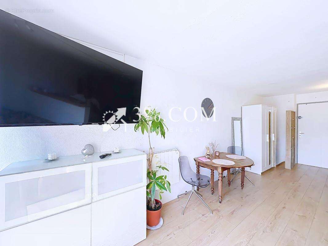 GRUISSAN RIVE DROITE   Élégant appartement rénové avec balco - photo 20