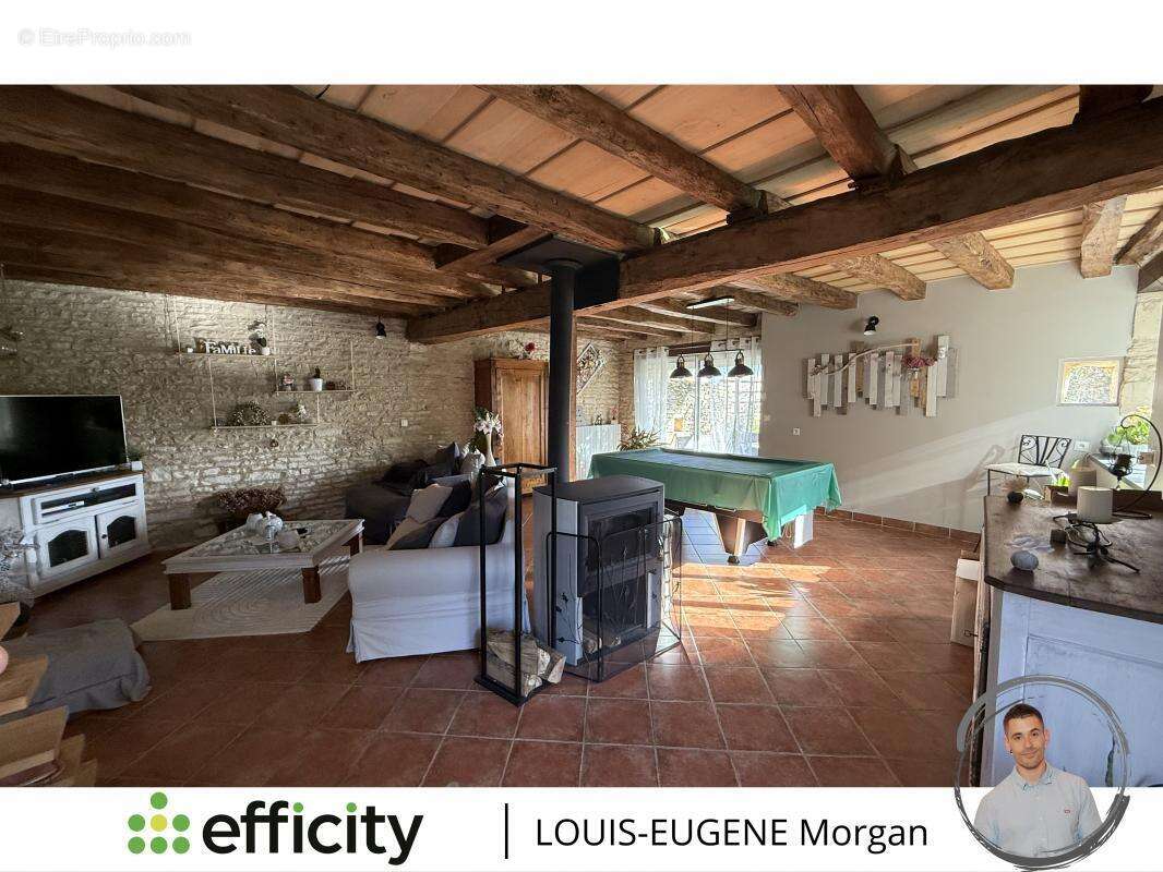 Maison à NEUVILLE-DE-POITOU