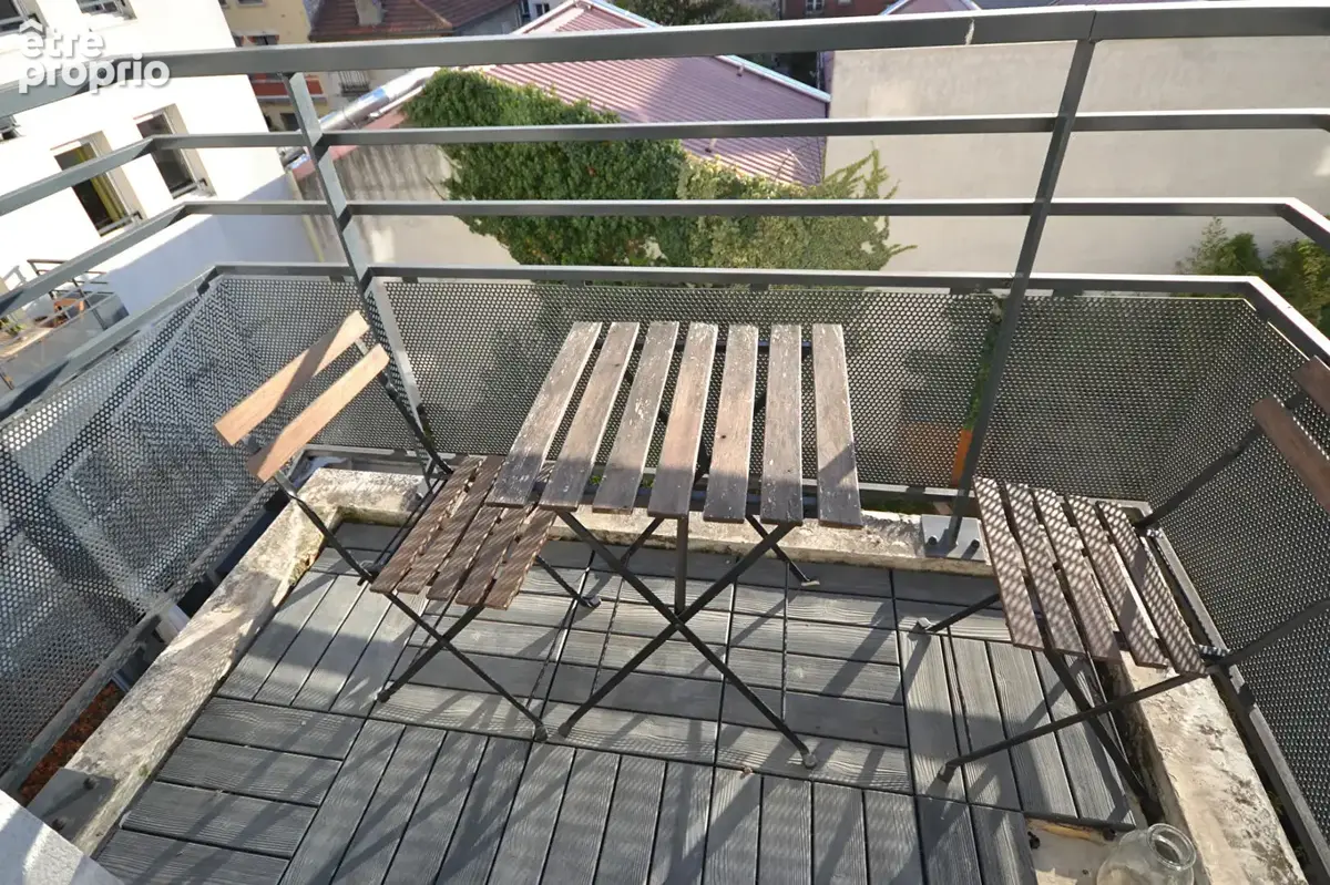 Saint Ouen Sur Seine - 2 pièces 40 m2 avec balcon + cave et parking - photo 13
