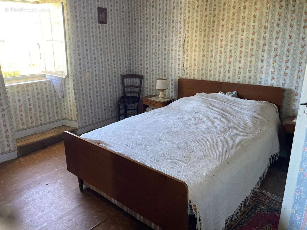 Appartement à MIALET