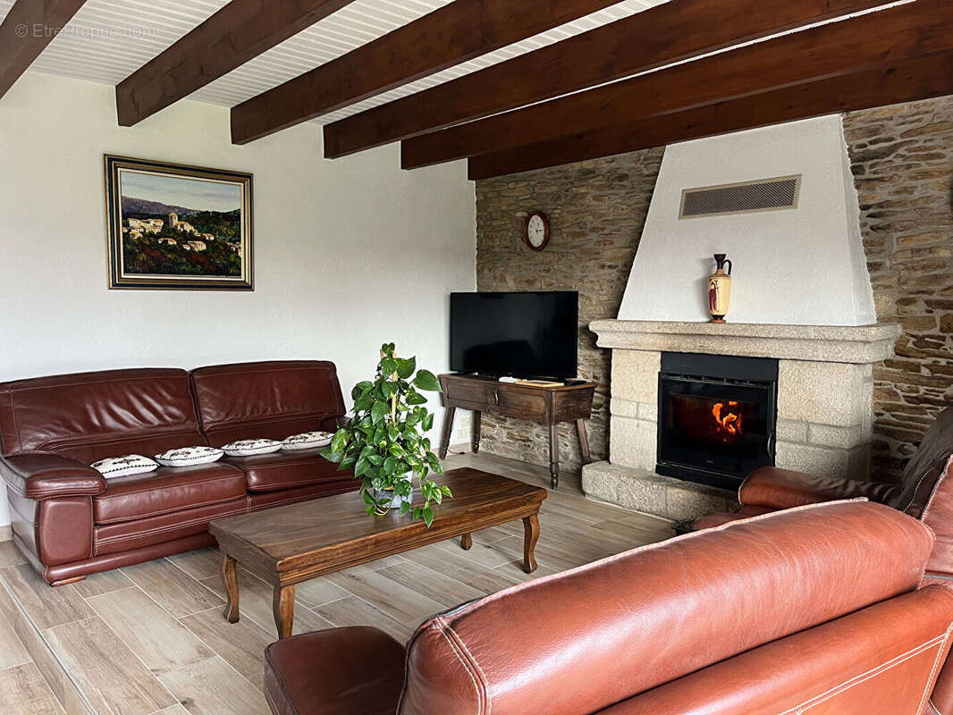 Maison à LOCMINE