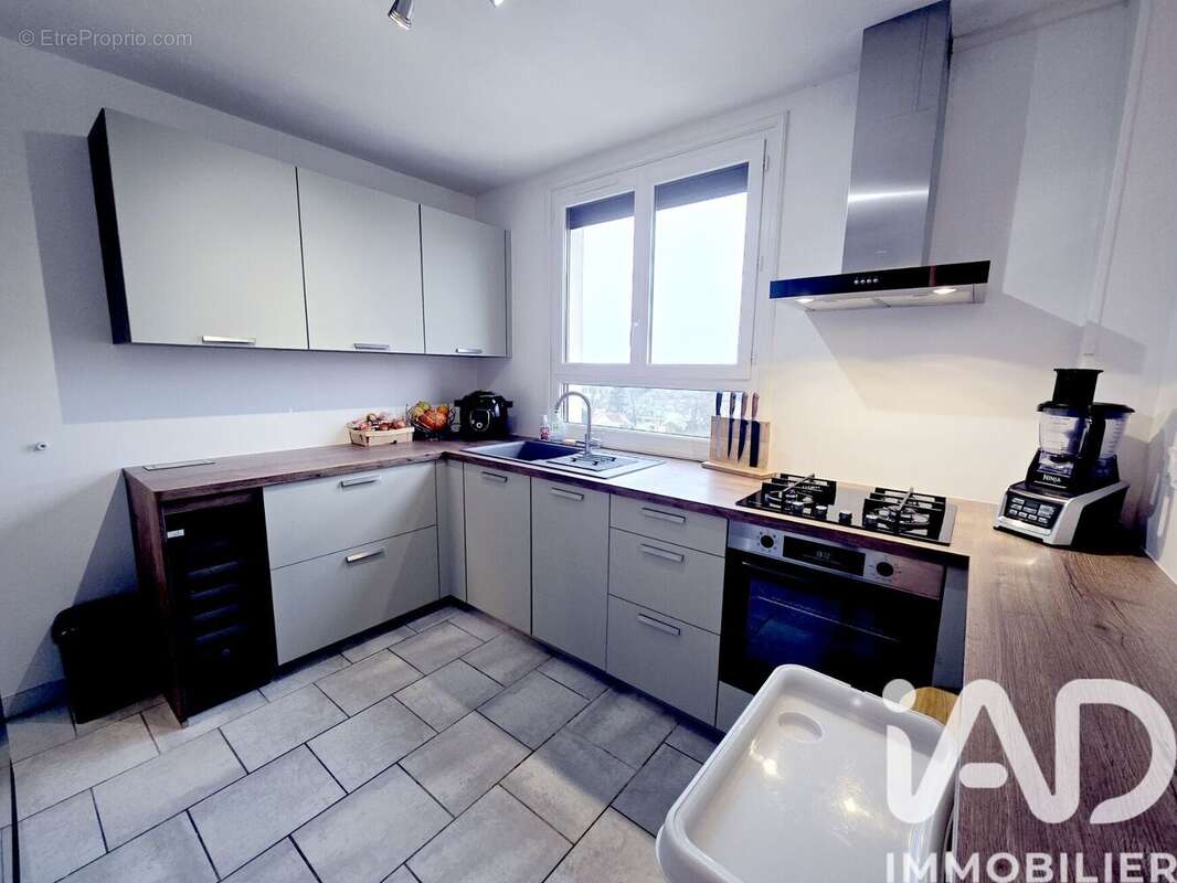 Appartement 76 m² à Orleans  - photo 3