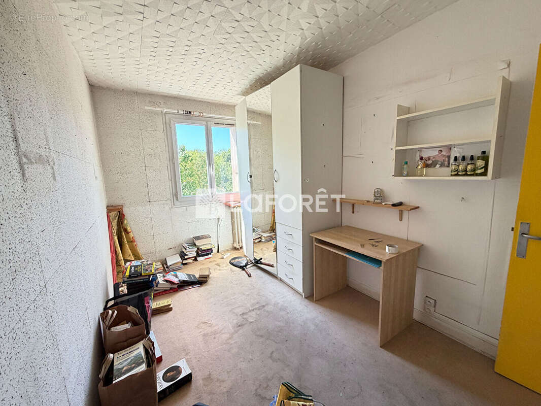 Appartement Rueil Malmaison 4 pièce(s) 63 m2 - photo 9
