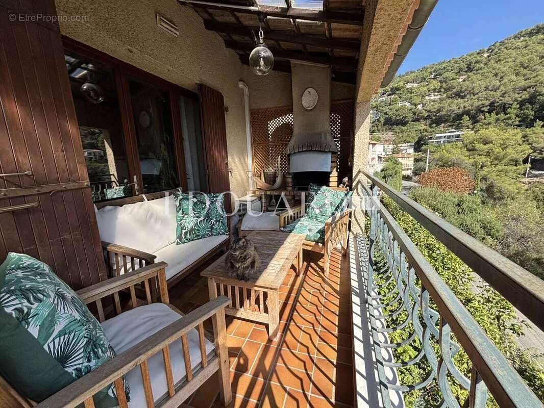 Appartement à ROQUEBRUNE-CAP-MARTIN