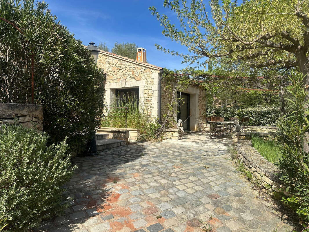 Maison à ROUSSILLON