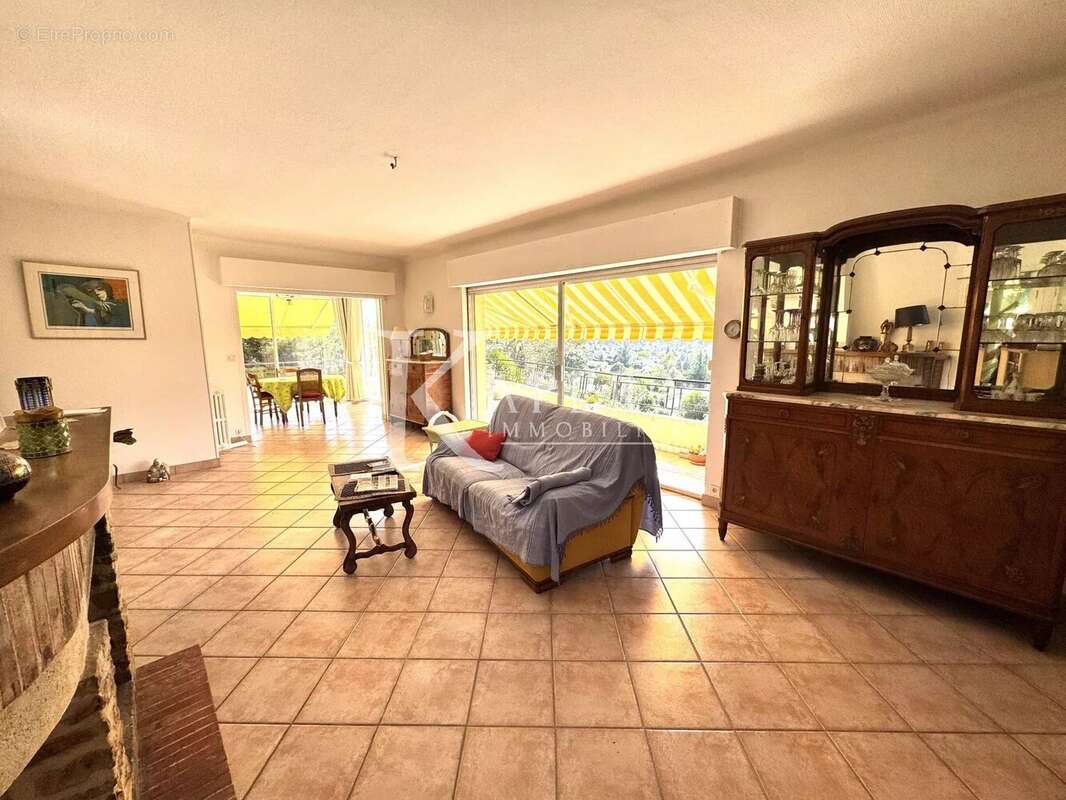 Maison à LA COLLE-SUR-LOUP