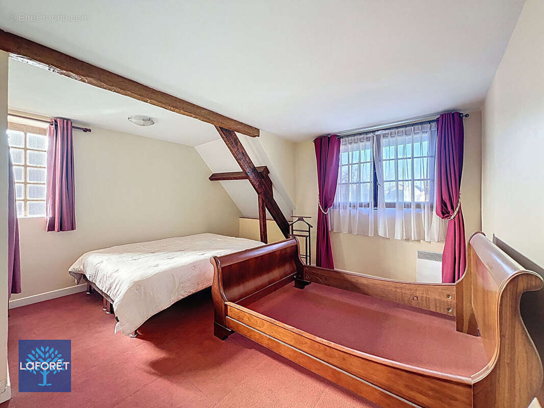 Maison à CORBEIL-ESSONNES