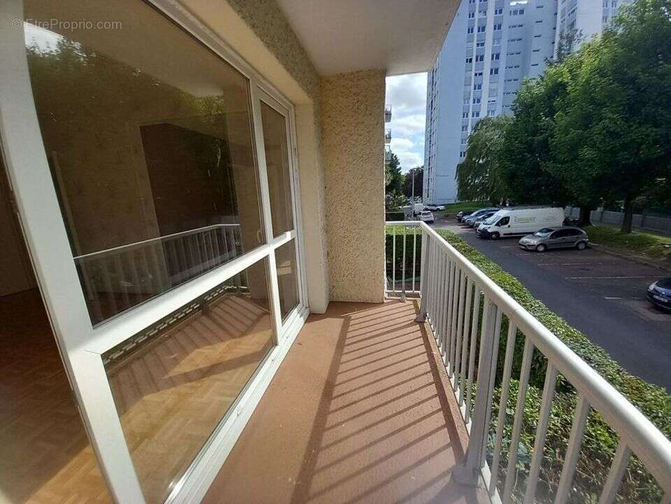 Appartement à HEROUVILLE-SAINT-CLAIR