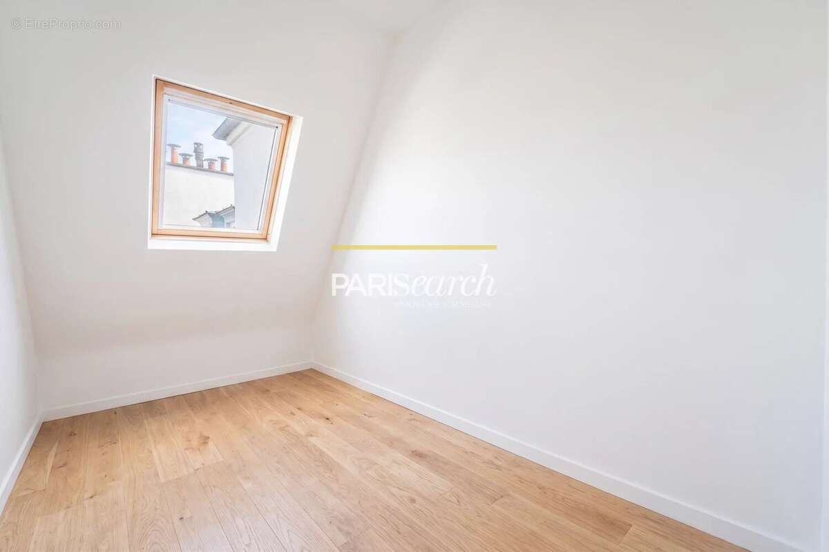 Appartement à PARIS-3E
