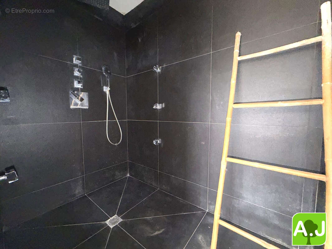 Maison 111 m² à Bois-Le-Roi  - photo 9