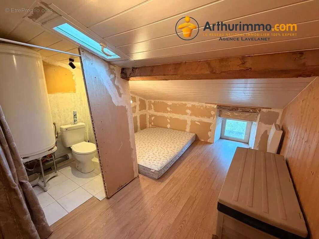 Maison à VILLENEUVE-D'OLMES