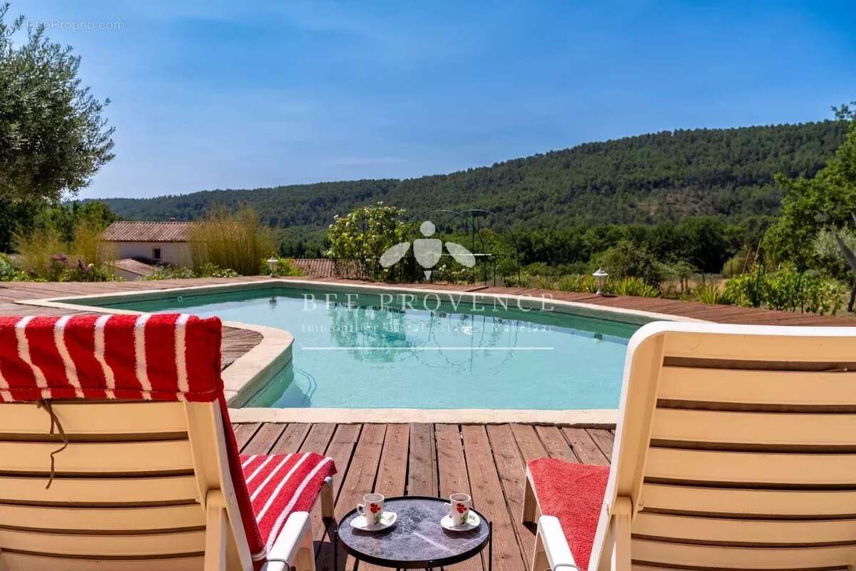 Villa de qualité au calme avec vue et piscine - photo 8