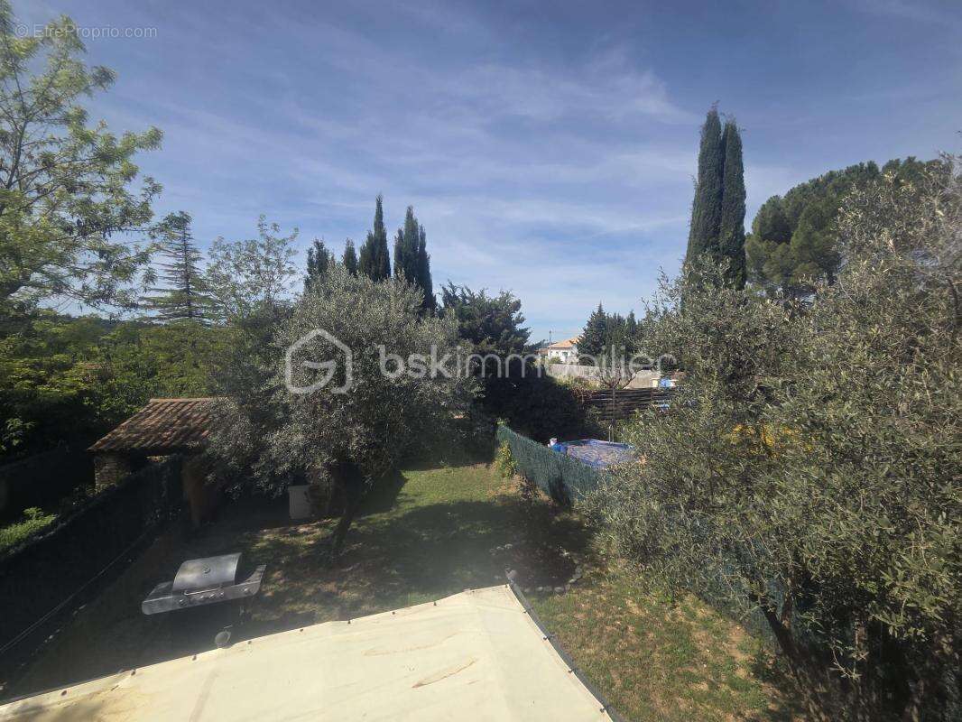 Maison à LA BASTIDE-DES-JOURDANS