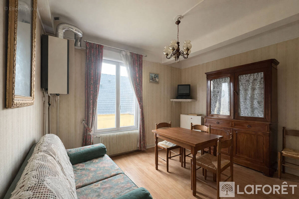 Appartement à SEVRES