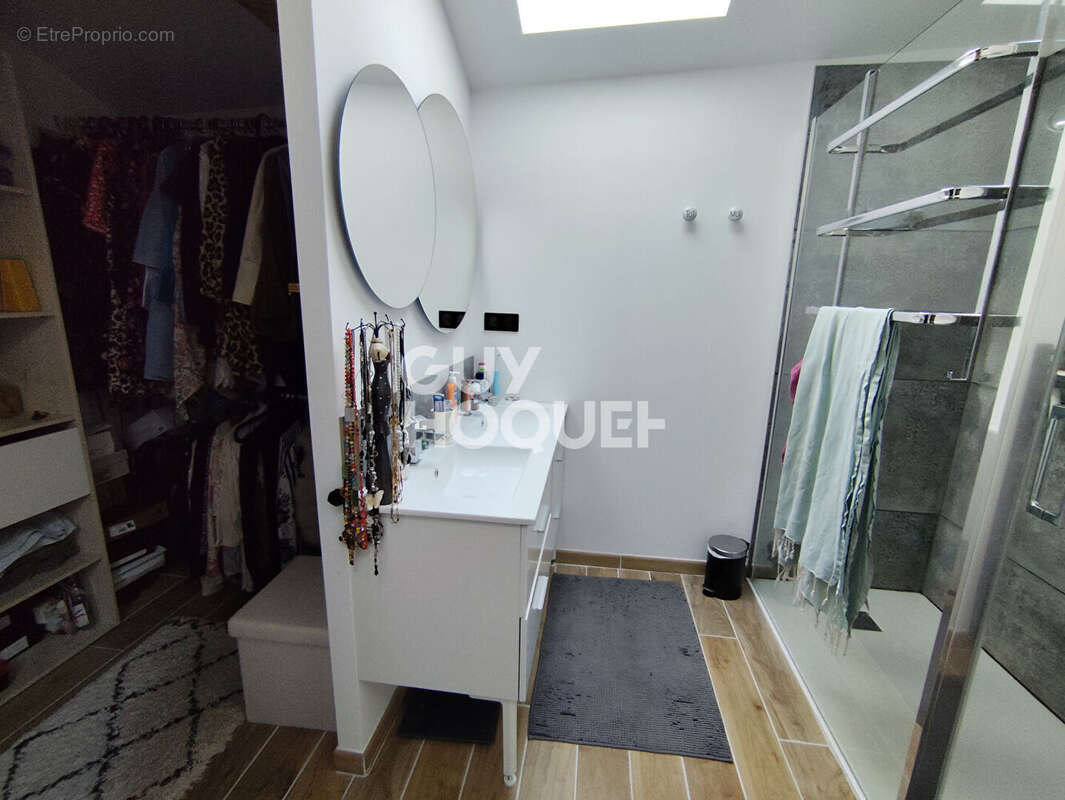 Maison à BELLEGARDE-EN-FOREZ