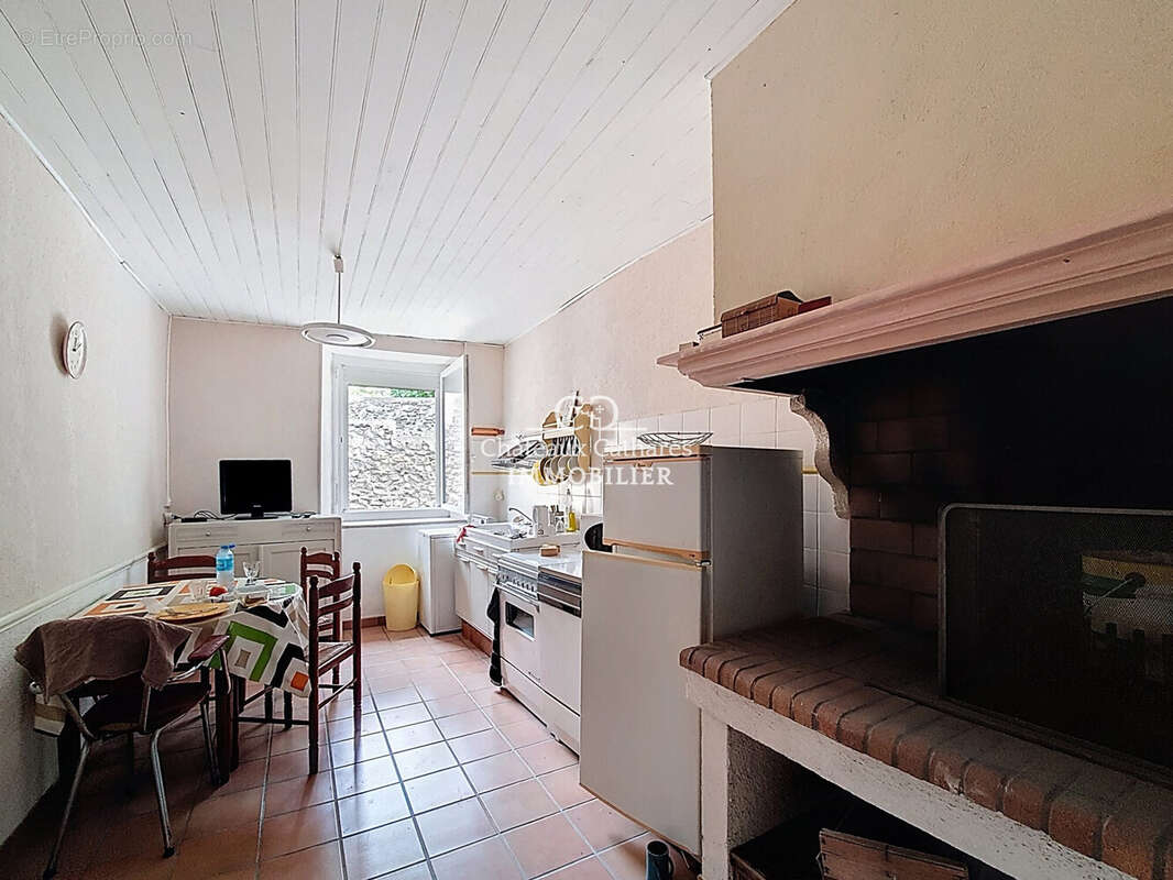 Maison à PUILAURENS