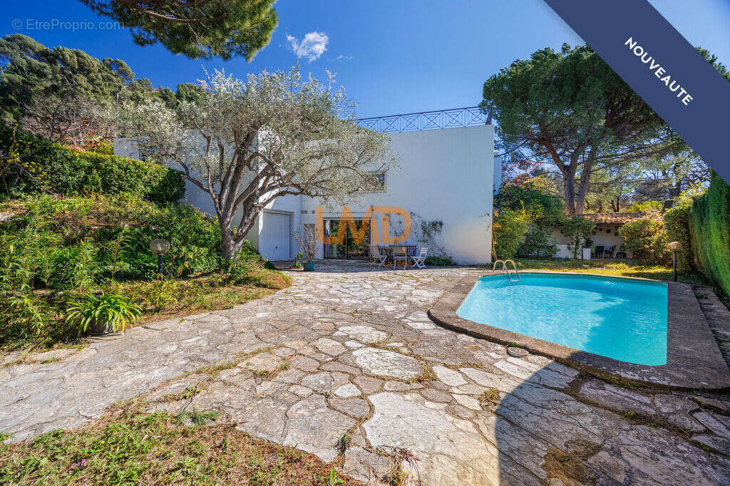 Maison à MARSEILLE-9E